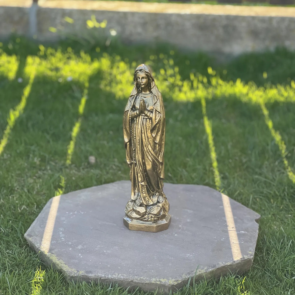Catholic Virgin Mary Statue for Cemetery